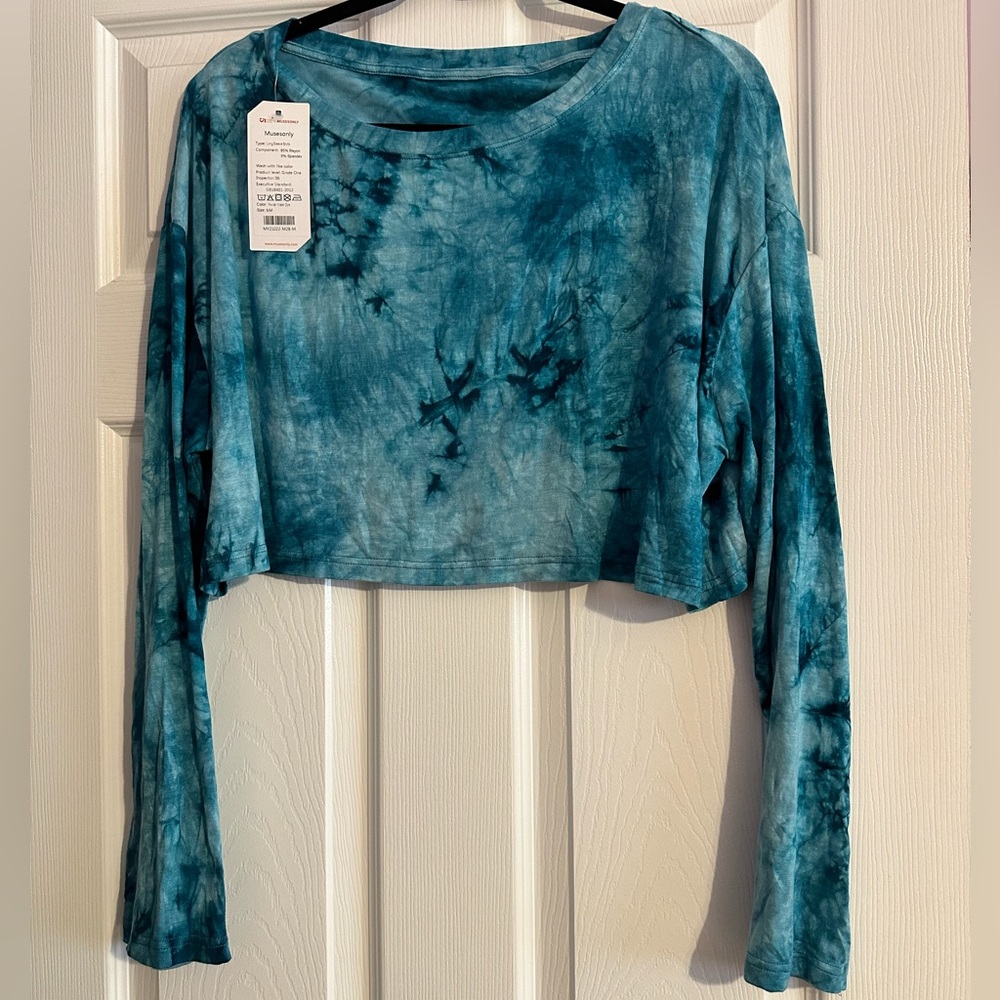 Blue tie dye Long sleeve crop top